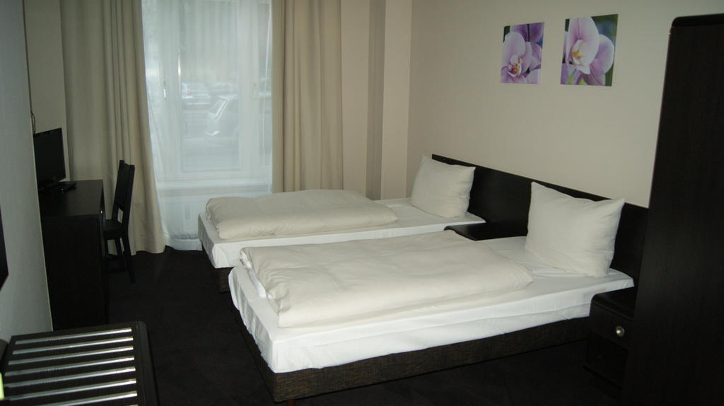 Hotel Saks 2*